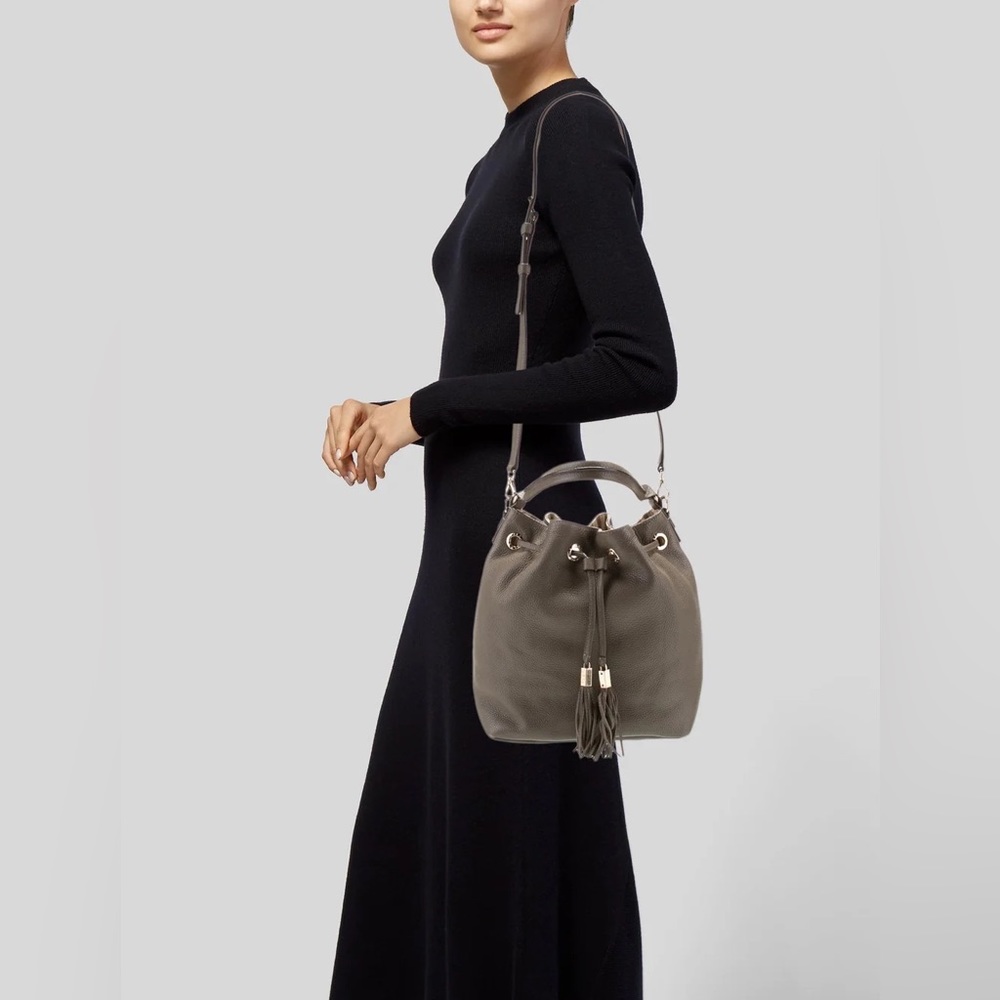 Gorgeous Henri Bendel bucket bag, black leather